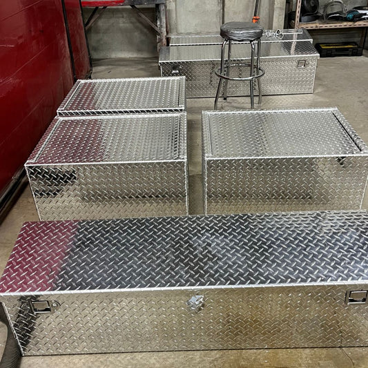 Secure Locking Truck Boxes - Whether it’s mounted on your big rig, under a trailer deck, on your arborist box or service body, each under box is custom made to fit your application.