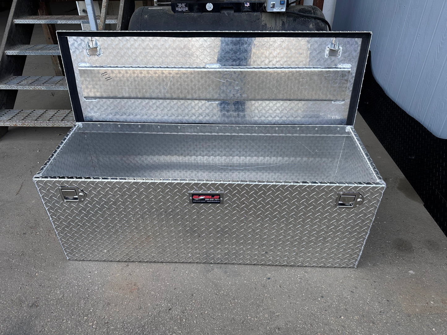 Dry Box Tool Box