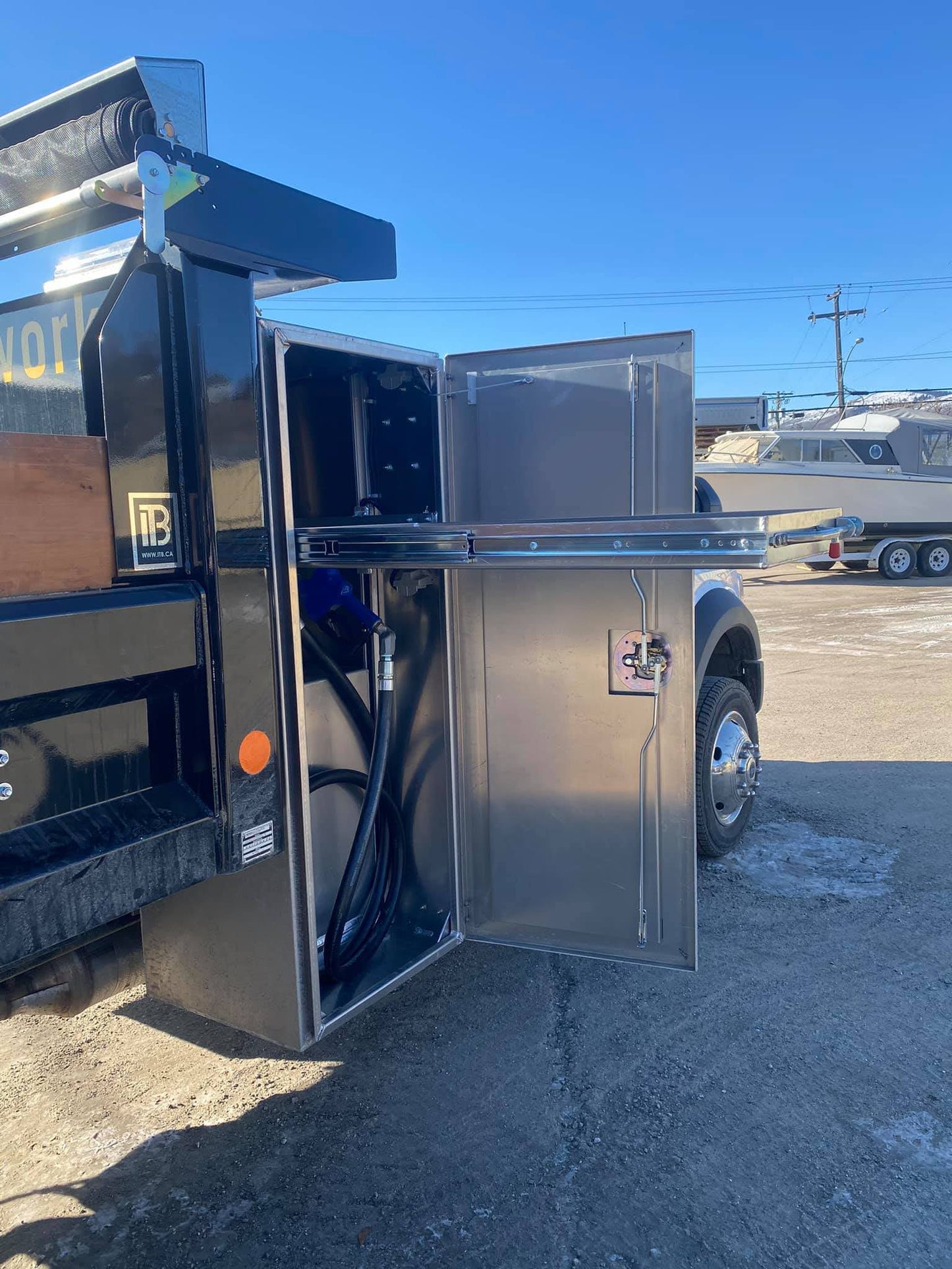 Under Body Box