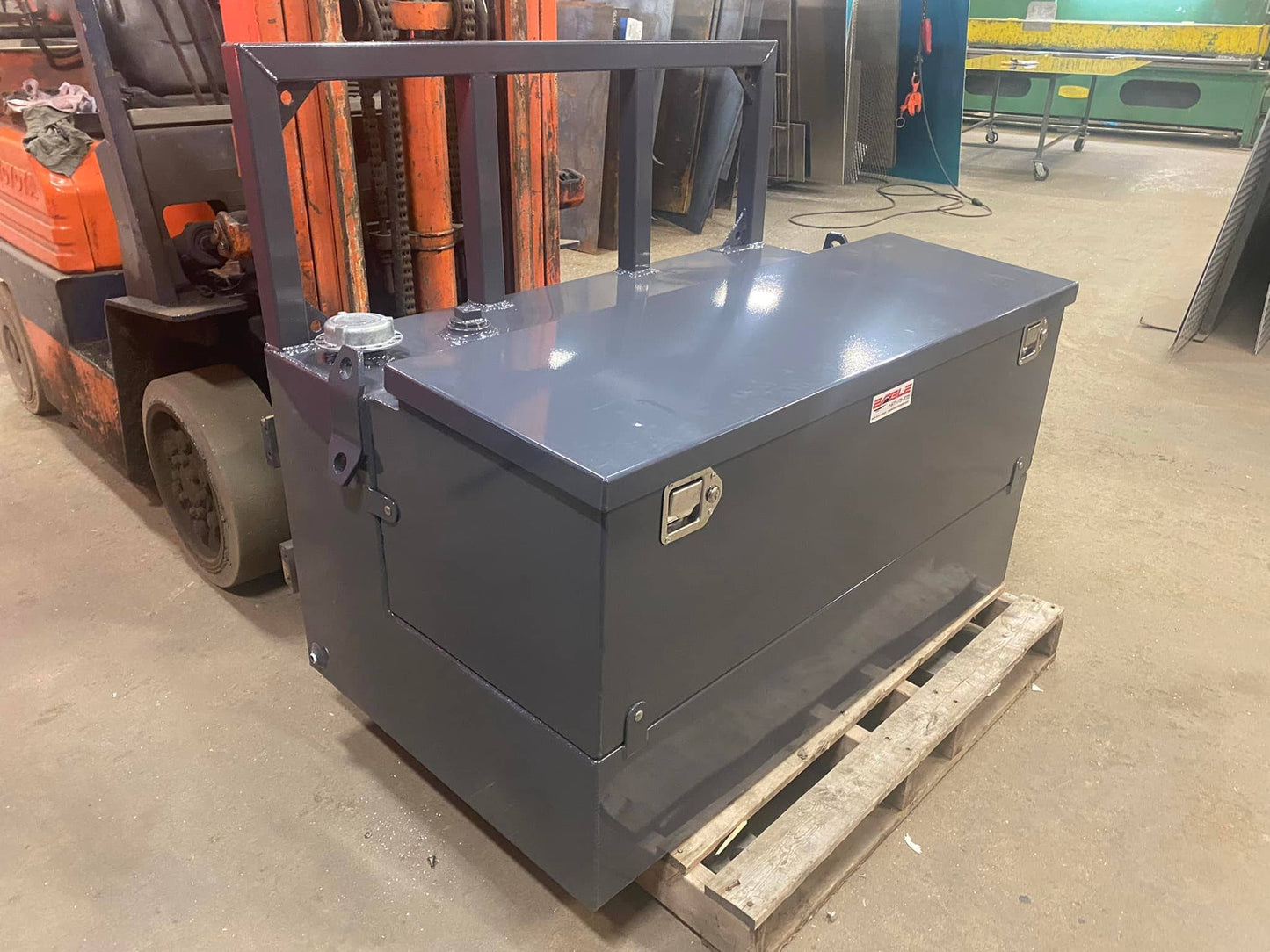 Fuel Tank/Tool Box Combo