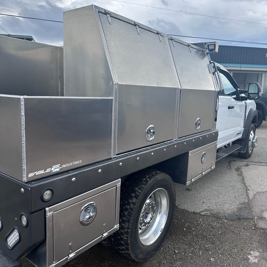 Custom Aluminum Deck Boxes for Welding and Service Trucks