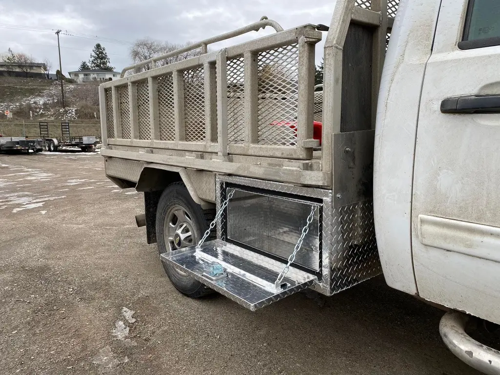 Custom underbody box enhances the utility if your decktruck or flatbed.