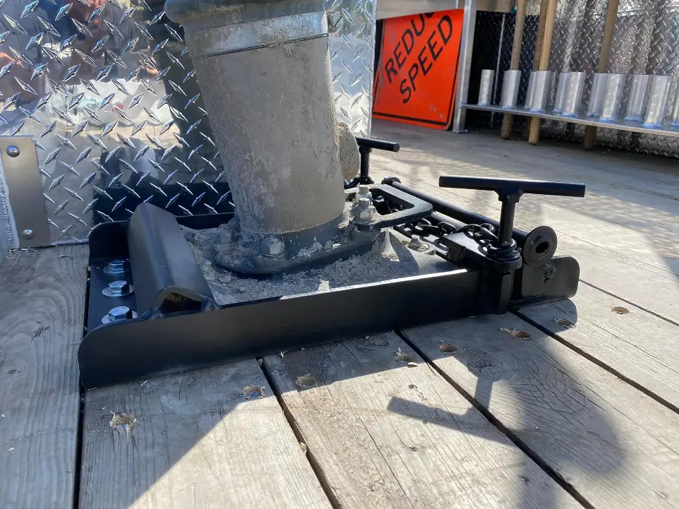 Plate compactor mounting plate for deck truck